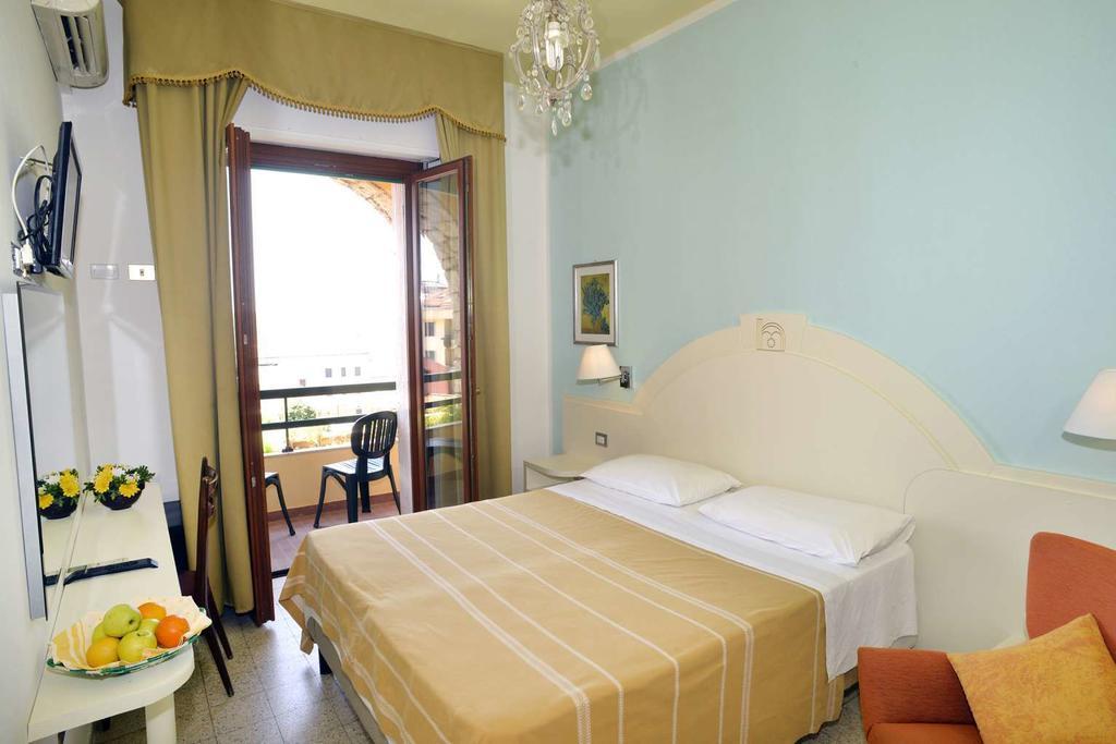 Hotel La Margherita & Spa Alghero Oda fotoğraf